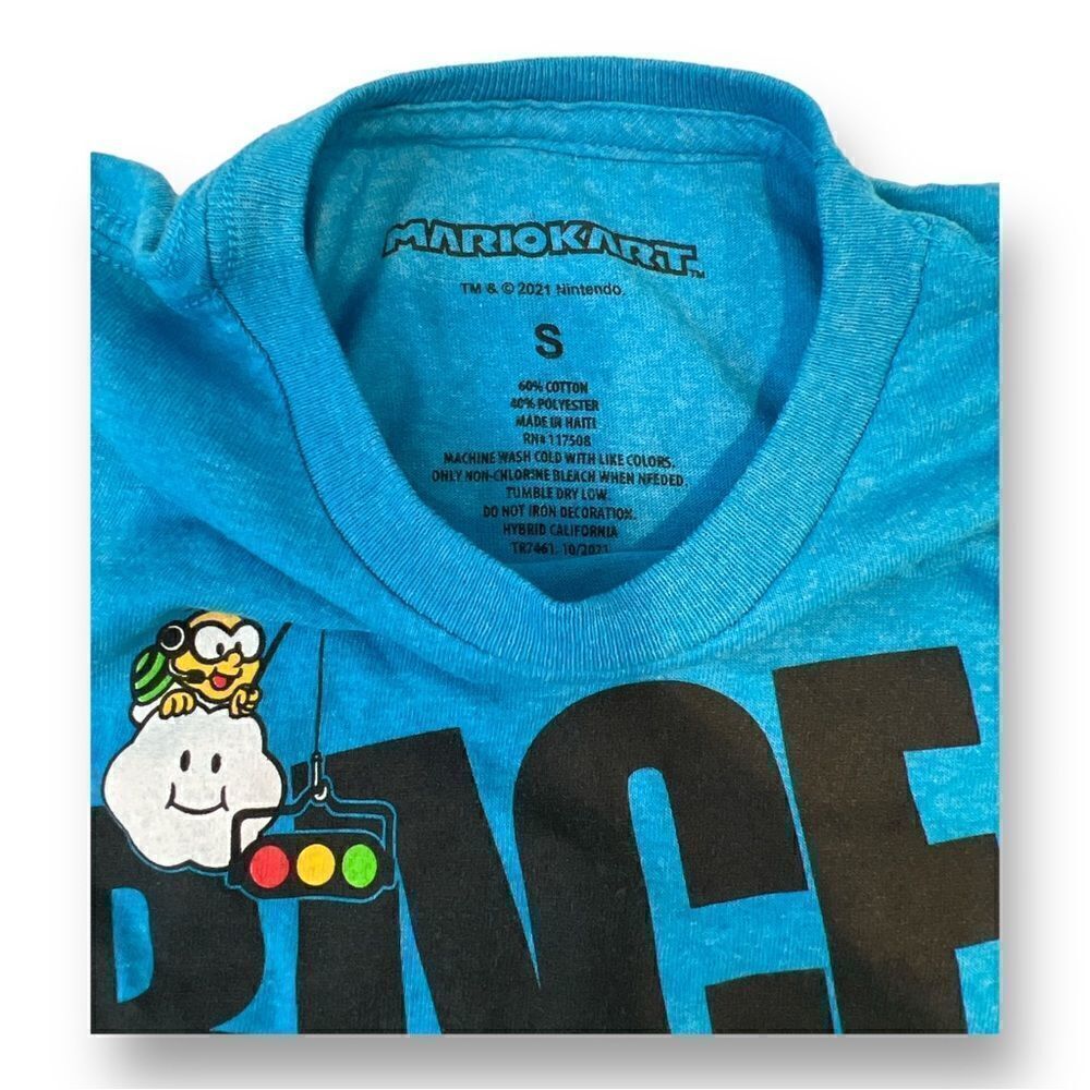 Mario Kart Tee Size Small - Picture 2 of 3